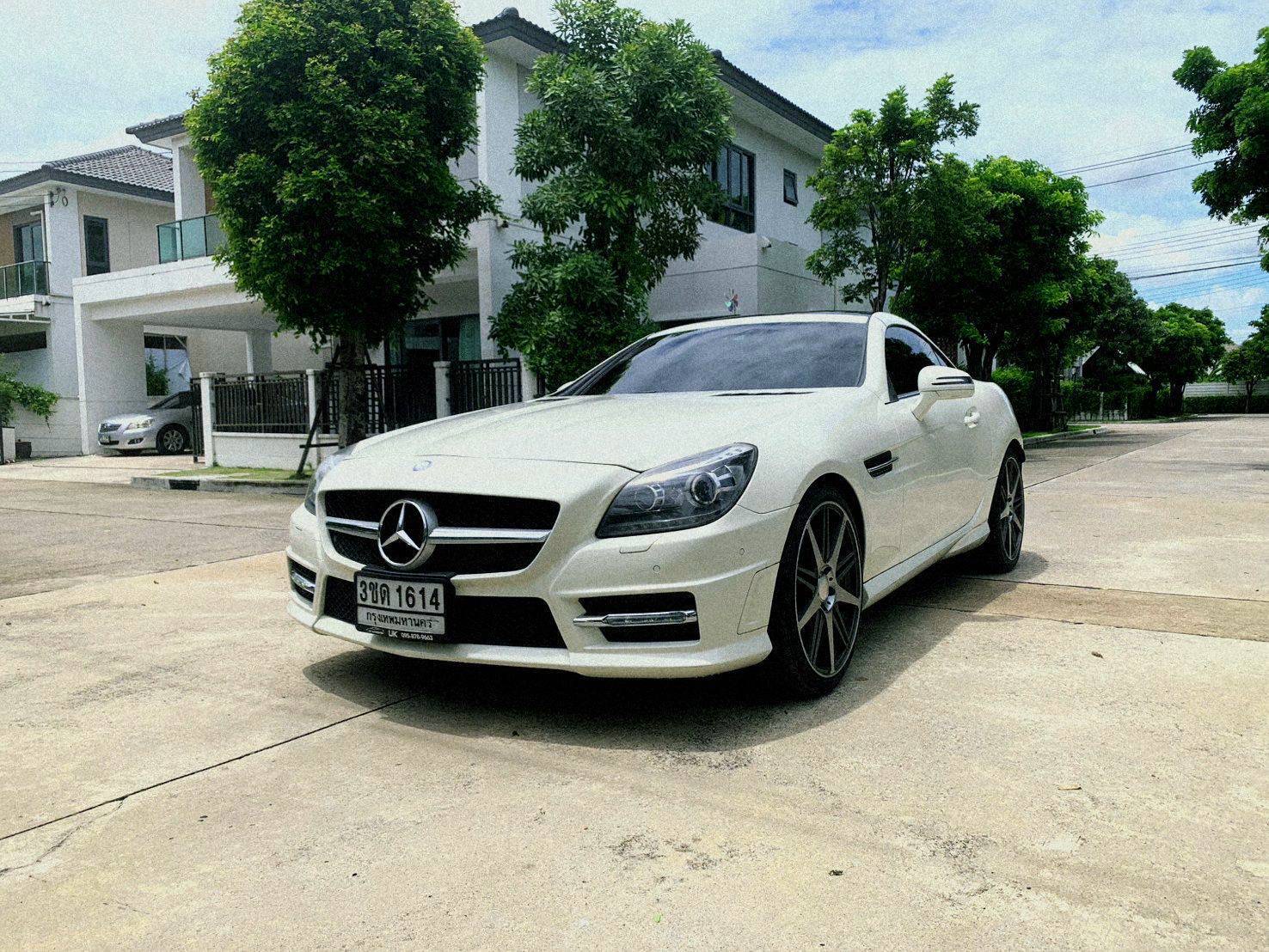 MERCEDES-BENZ SLK 200 AMG